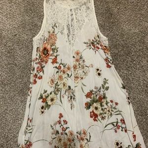 💕 Buckle tank - size S - EUC